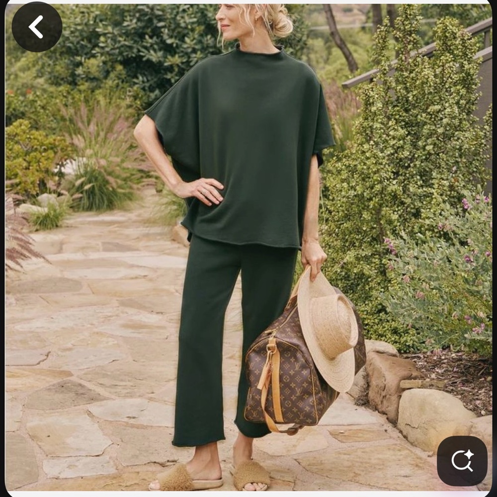 Frank and Eileen Malibu Set. Size Medoum